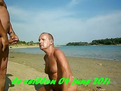A szőke puma egyszerűen nem tud betelni fiatal szeretőjével dugás anyuval