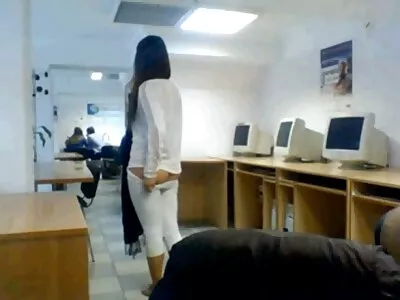 Rendkívül igazi anya fia szex dögös menyecske kemény dörömbölést kap az öltözőszobában