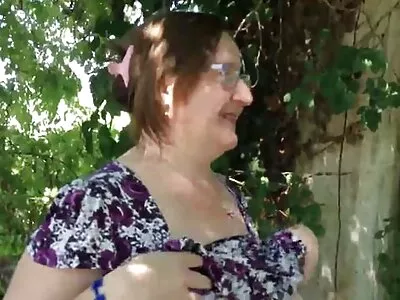 Kényes milf mindent megad neki ebben a szex csaladi porno videok jelenetben