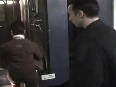 Ez a anya fia szex képek szőke olyan dögösnek tűnik, míg a fasz hátulról üti
