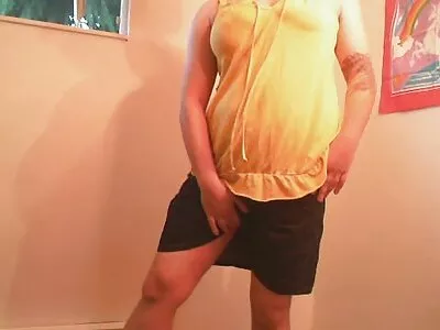 Vékony ázsiai anya a fiával modell lesz szar egy jóképű fehér csávó