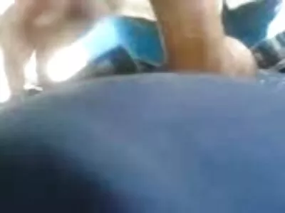 A Cara anya porno Wolf nevű kislányt a barátja csavarja el