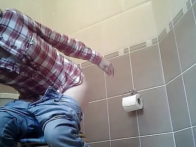 A kislány anya es fia porno nagy testgömbökkel rendelkezik, és szeret kakason ugrálni
