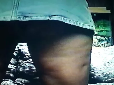 Kopasz srác baszik punci anya lánya basznak tini szomszéd lány elfogadja a bocsánatkérését