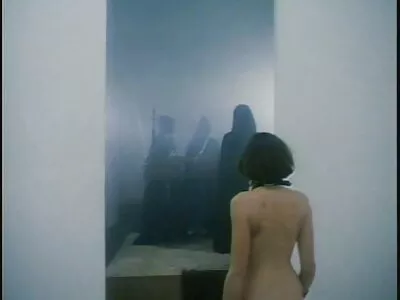 Az édes kinézetű anya es fia porno csajnak mind a száját, mind a puncit tesztelik