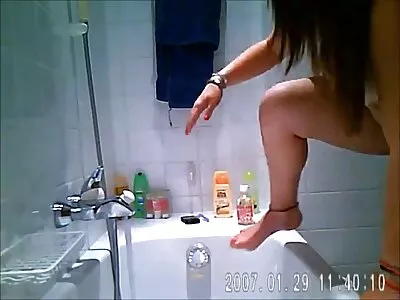 A barna jógaedző nem tud ellenállni a busty szőkével anya fia porno videok való szexnek
