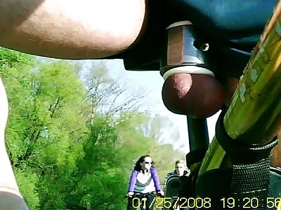 Halmozott szőke családi porno videok nagy kancsókkal szívja és túrja a vastag domborulatot